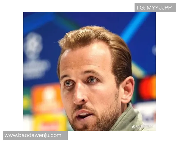 足球明星凯恩在场上的位置分析与战术角色探讨